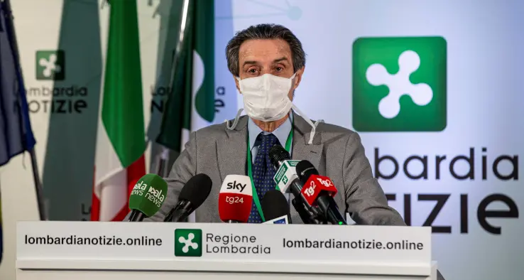 Fontana: \"Da domenica Lombardia in zona gialla\"