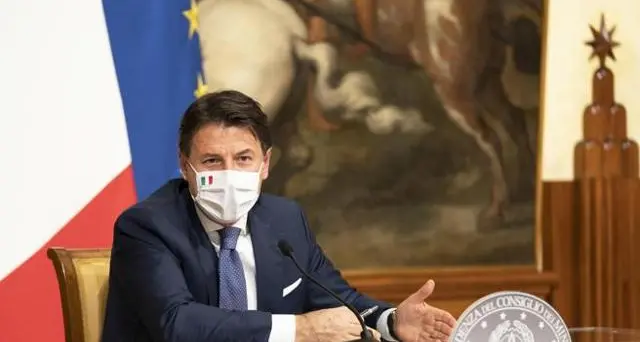 Covid. Tampone negativo per Conte dopo la positività di Lamorgese