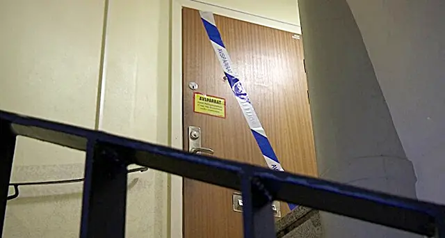 Uomo segregato in casa per 28 anni: arrestata la madre