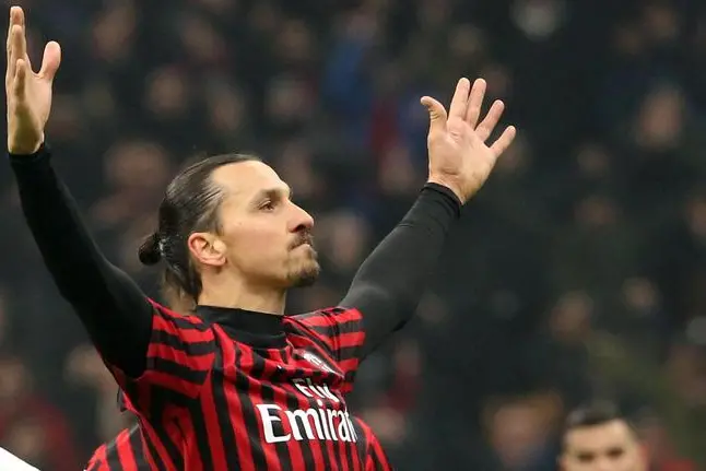 Milan\\'s Zlatan Ibrahimovic jubilates after scoring the goal during the Italy Cup quarter finals soccer match AC Milan vs Torino FC at the Giuseppe Meazza stadium in Milan, Italy, 28 January 2020.\\nANSA/MATTEO BAZZI\\n