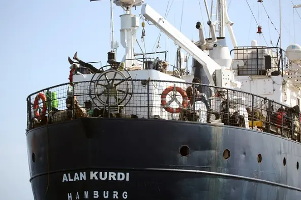 ARBATAX NUORO 24 09 2020 NAVE MIGRANTI ALAN KURDI AL LARGO ISOLOTTO OGLIASTRA  FOTO ETTORE LOI