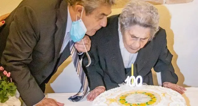 Auguroni a Eulogia Mura: Sestu ha la sua nuova nonnina centenaria