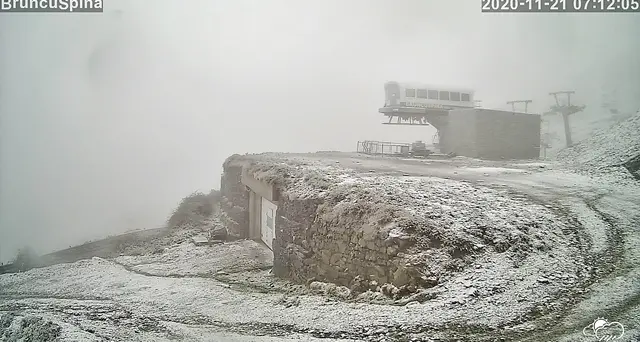 Ecco i primi fiocchi di neve sulle cime del Bruncu Spina
