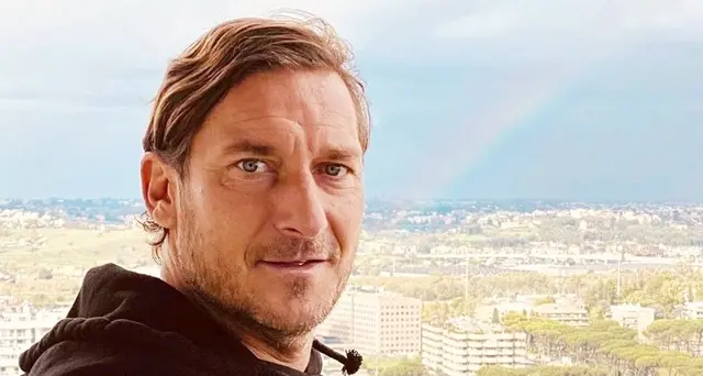 Totti batte il Covid: “Febbre e polmonite, non è stata una passeggiata”