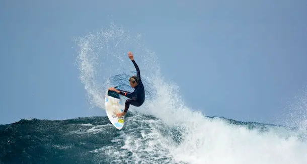 Surf, il giovane cagliaritano Matteo Calatri è il campione italiano Under 16