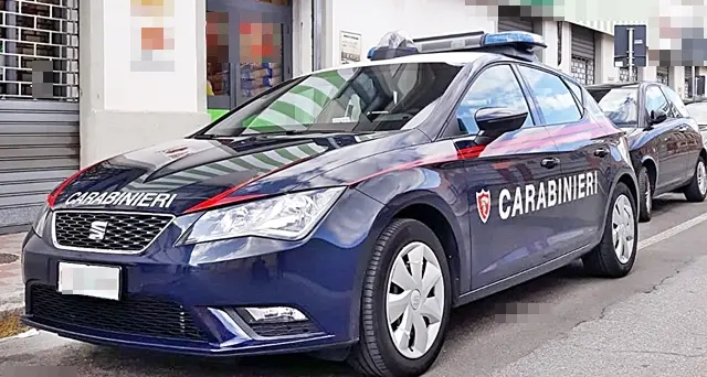 Carabinieri-eroi salvano la vita ad un giovanissimo che voleva lanciarsi dal Bastione