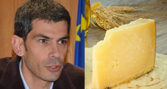 Pane e formaggio. Il sindaco di Samassi: “Ho visto tante iniziative ‘stravaganti’, ma questa le batte tutte”