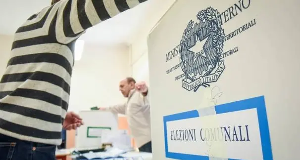 In provincia di Nuoro 7 sindaci su 12 eletti senza sfidanti. A Lodine ha votato il 90%, la più alta percentuale d'Italia