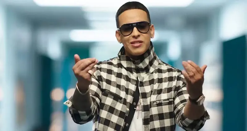 Chi è Daddy Yankee, il re del raggaeton che ha incantato oltre 10 mila spettatori a Cagliari