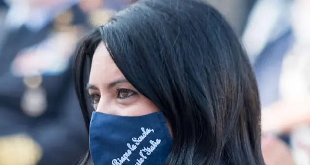 Azzolina: \"Tenere scuole aperte, senza il Paese più debole\"