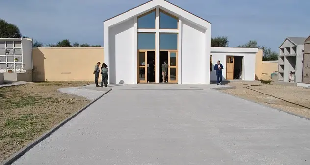 Stintino, contingentati gli accessi al cimitero