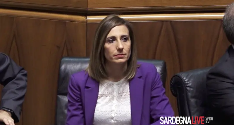 Continuità, l’assessora Manca: “Subito al lavoro per garantire voli su Alghero”