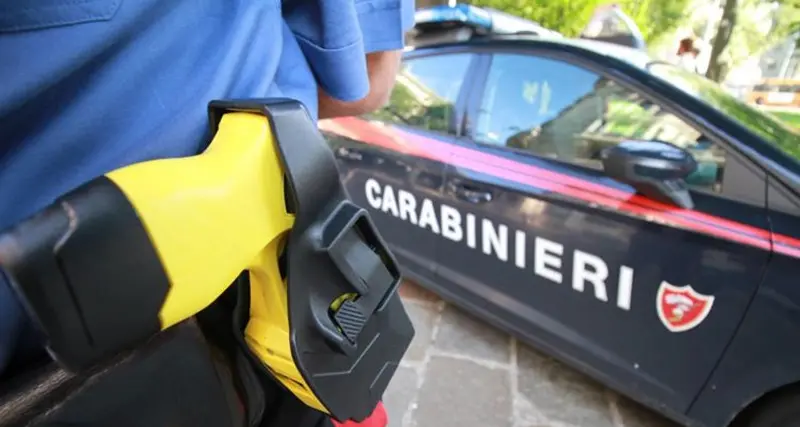 Bolzano, carabinieri usano il taser: accusa malore e muore