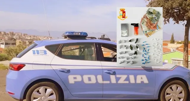 In casa con la droga, 60enne in manette