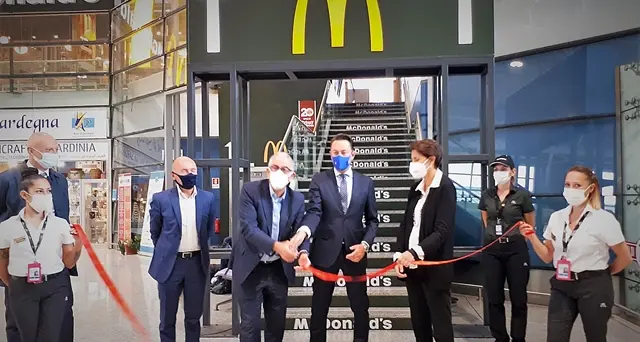 McDonald’s apre i battenti anche in aeroporto