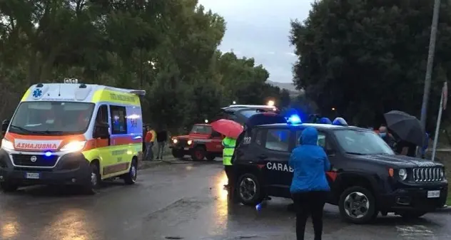 Scontro fra auto a Villanovafranca: un ferito in codice giallo