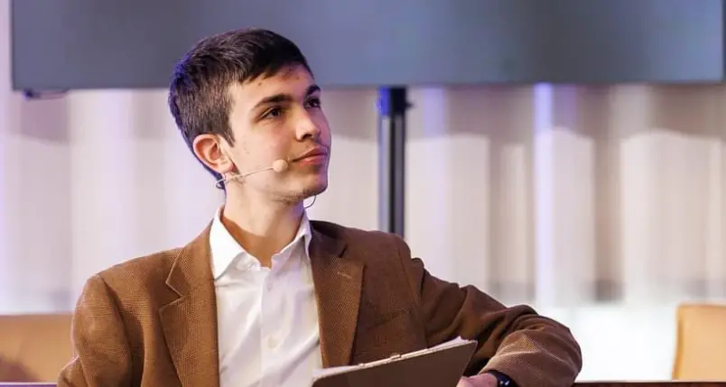 Matteo Porru vince un prestigioso premio letterario in Svizzera