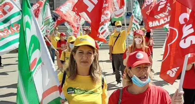 Portierato in Regione, 600 lavoratori sardi temono per il loro futuro: sale l’eco delle proteste