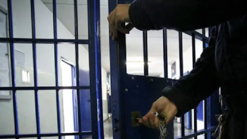 Tre agenti penitenziari feriti \"durante un tentativo di evasione\" al carcere di Como