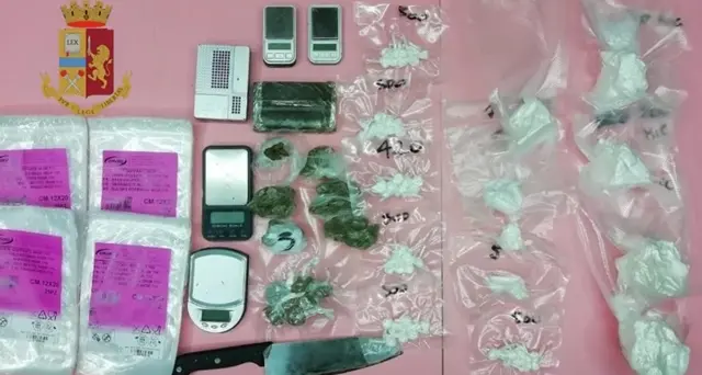 Droga, fermato dai Falchi dopo un inseguimento: arrestato anche un insospettabile 28enne