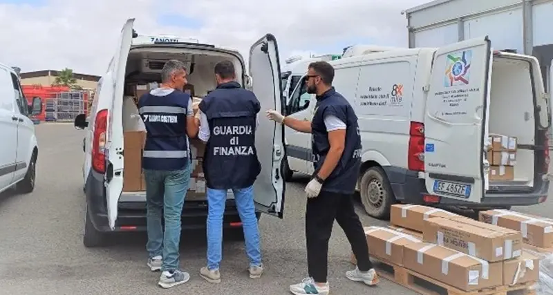 Cagliari: scoperte 108 tonnellate di pesce irregolare, maxi sequestro