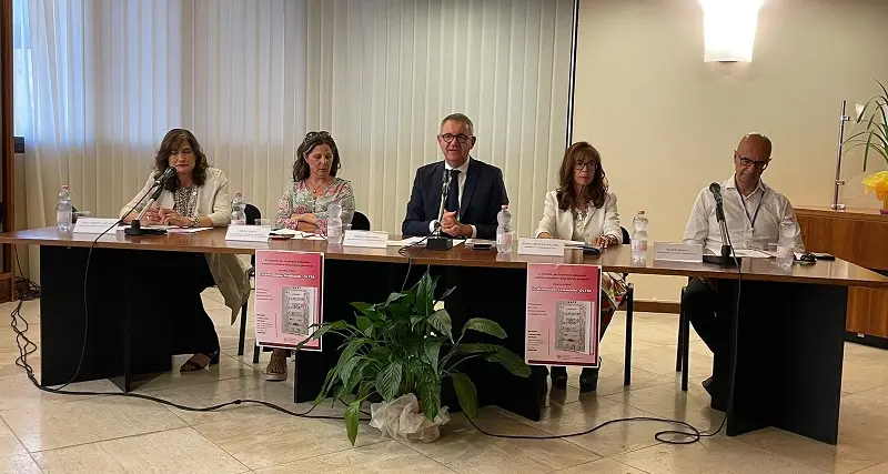 Donne in carcere. Comandini alla presentazione del libro “Oltre”