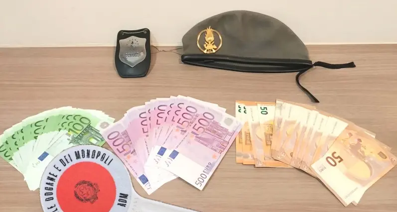 Trasportavano oltre 80mila euro in contanti non dichiarati: sequestrati
