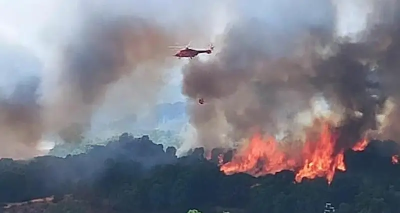 Fiamme a Ruinas e Carbonia, interviene il Corpo forestale