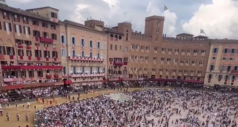 Siena. Rinviato causa pioggia il Palio dell'Assunta