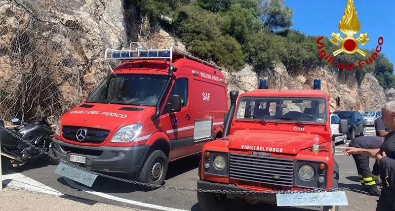 Papà e due figli si perdono a Cala Gonone: salvati dai Vigili del fuoco