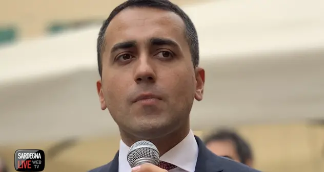 M5S, Di Maio: \"Grillo può stoppare Conte, ma Giuseppe gli porterà via l'argenteria\"