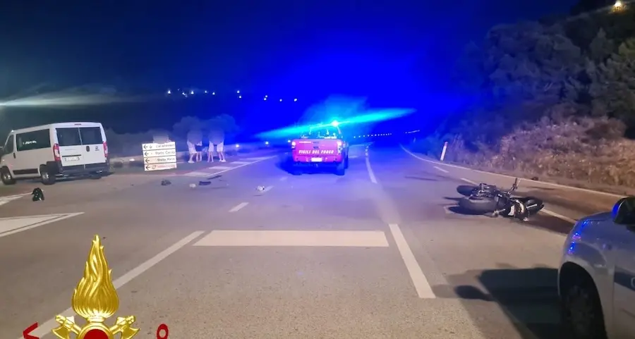 Porto Cervo. Scontro moto-furgone: grave il centauro