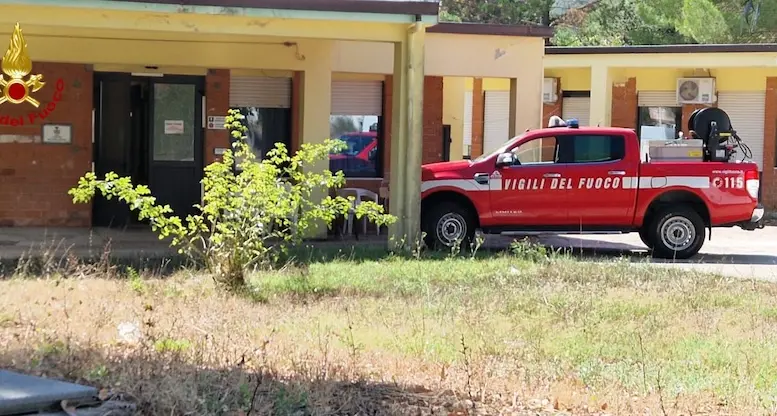 Macomer. Crolla il soffitto della mensa: paura in una casa di riposo