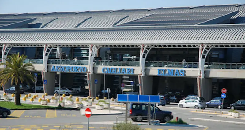 Aumentano i viaggiatori negli aeroporti sardi durante le festività natalizie