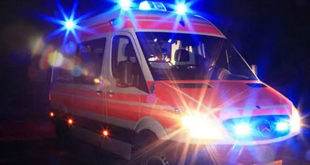 Ghilarza. Schianto in auto contro un muro: grave 26enne