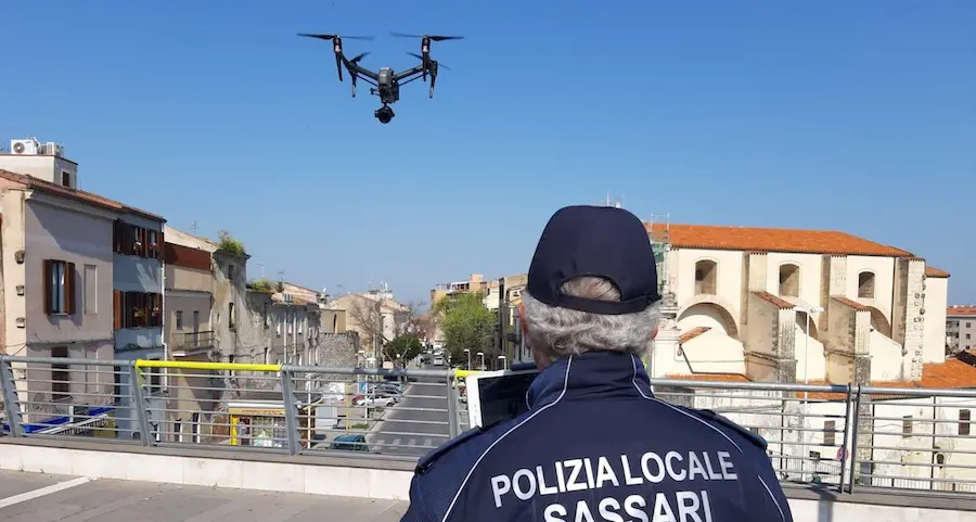 Sassari. La Polizia locale si rafforza: droni per scovare abusi edilizi e incivili