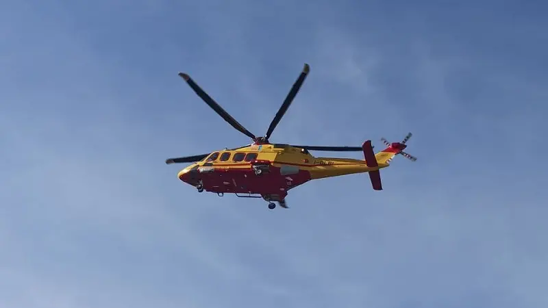 Muravera. Panico a Cala Sa Figu: 15enne punto da una tracina al volto