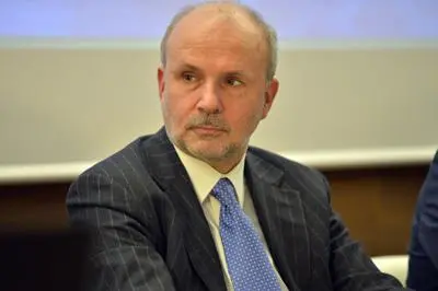 <p>Il ministro della Salute, Orazio Schillaci</p>\\n