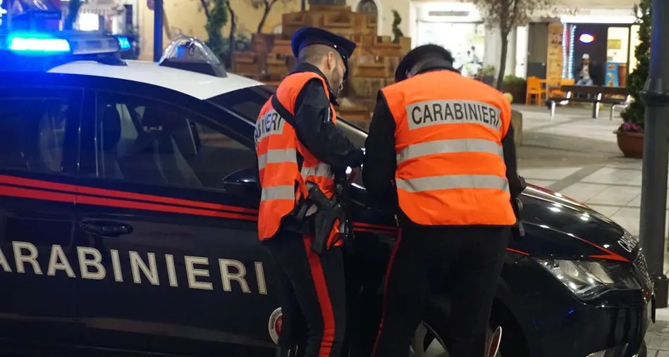 Estorsione. Carabinieri recuperano 14mila euro e monili d'oro a Olbia