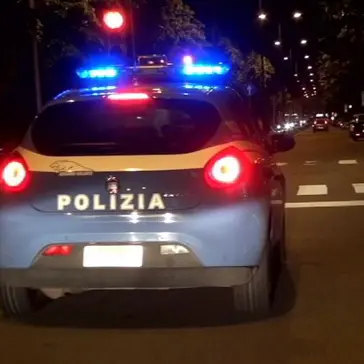 Spaccio di droga in piazza del Carmine a Cagliari: un arresto