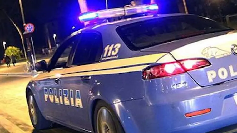 Rissa notturna a Cagliari: tre giovani feriti fuori da una discoteca