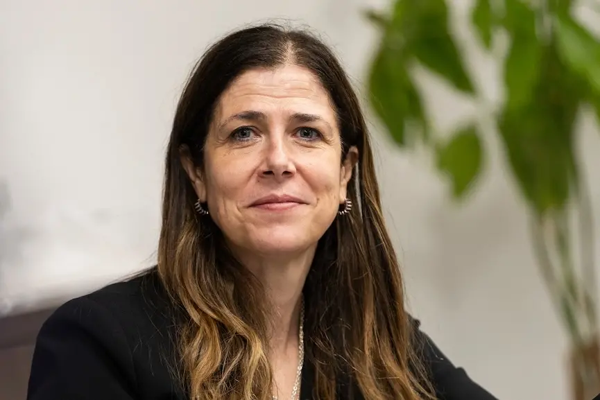 Todde contro il decreto sulle aree idonee: “Così si cancella l’autonomia sarda”