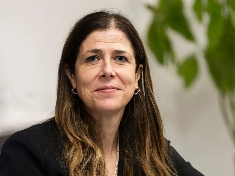 Todde contro il decreto sulle aree idonee: “Così si cancella l’autonomia sarda”