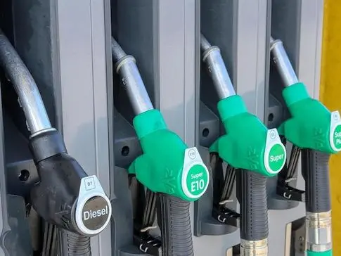 Tensione in Medio Oriente e Italia in allerta: riunione d'emergenza su difesa e caro carburanti