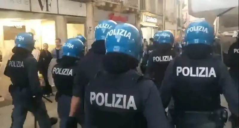 Cagliari. Tensioni durante manifestazione: scattano le denunce