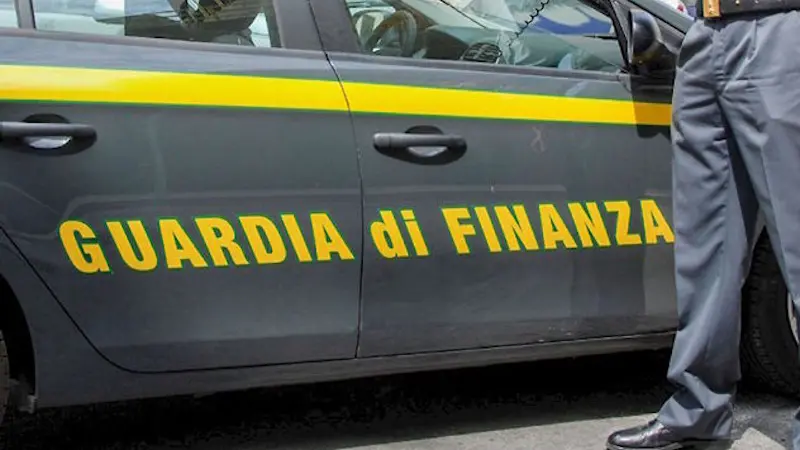 Dosi di cocaina pronte per lo spaccio: arrestato un 30enne a Golfo Aranci