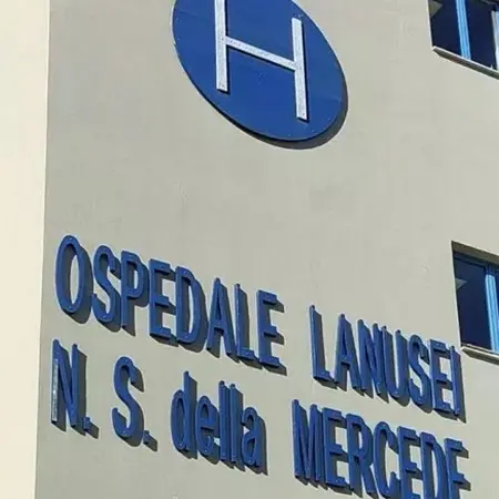 Nuovi letti elettrici e Tac all'avanguardia all'ospedale di Lanusei