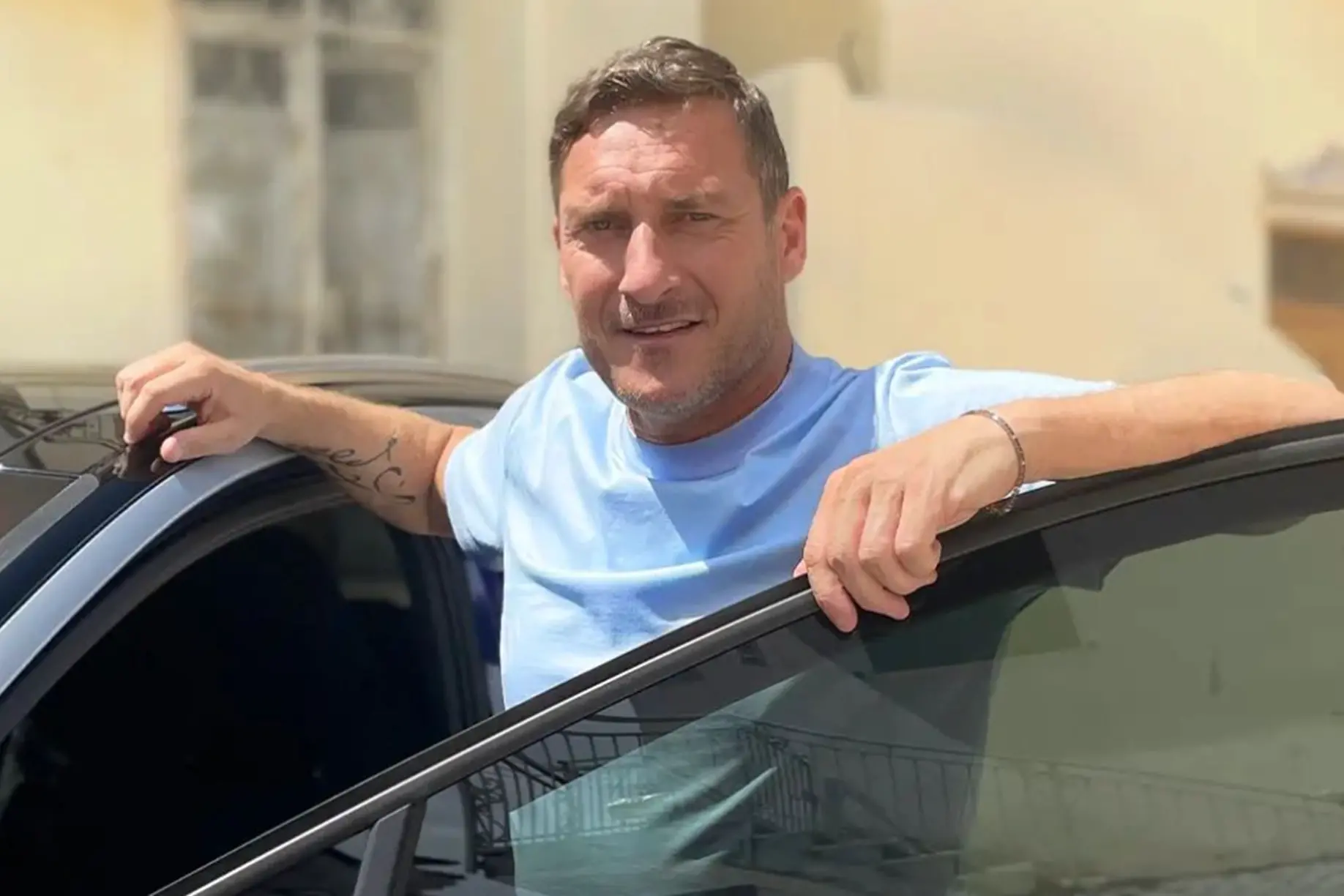 <p>foto Instagram Francesco Totti</p>\\n
