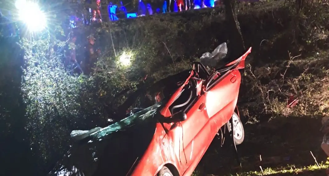 Tragico incidente alle porte di Fonni: quattro giovani perdono la vita
