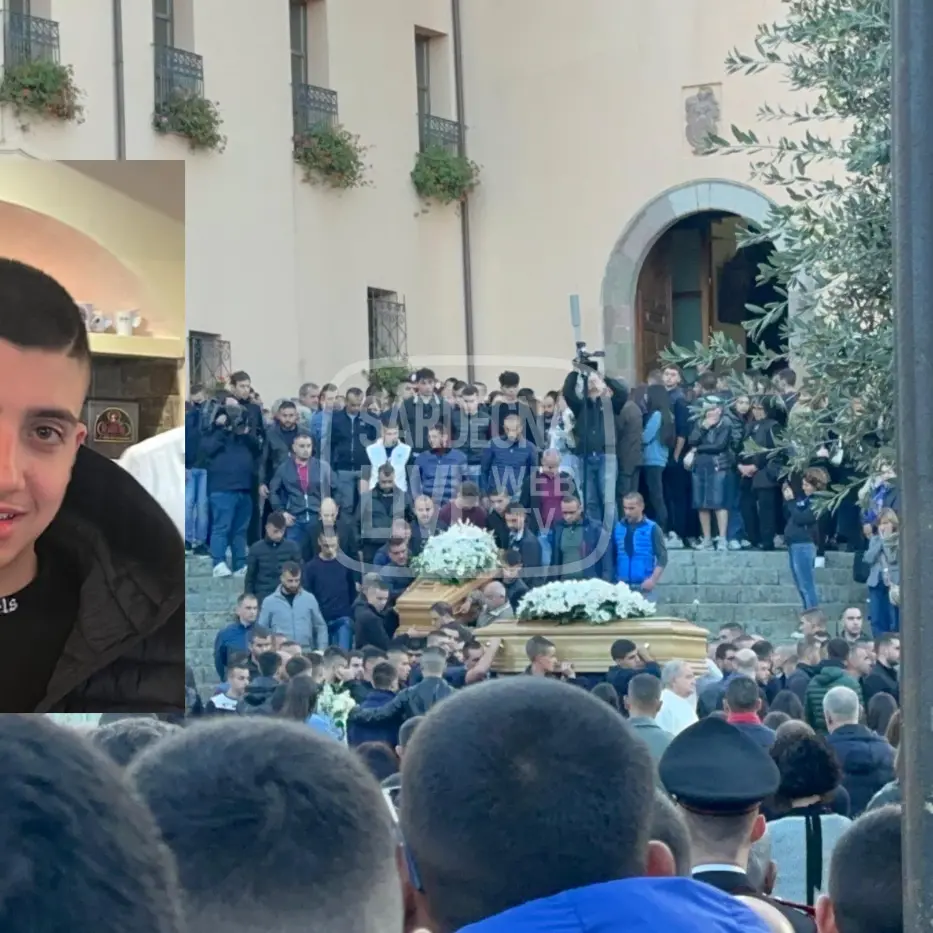 Il dolore di Sergio Figus: \"Vi voglio bene quanto ne avete voluto a mio figlio Lorenzo\"